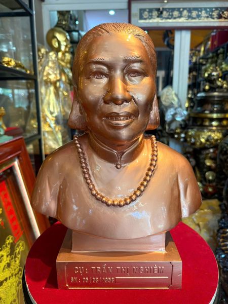 Đúc tượng chân dung truyền thần 38cm bằng đồng đỏ