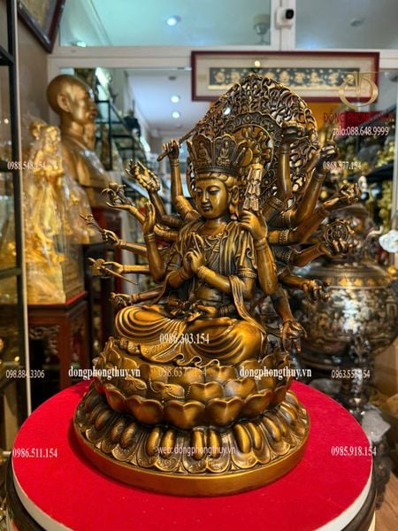 Tượng phật chuẩn đề bằng đồng