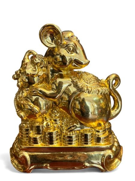 Tượng chuột dát vàng nano