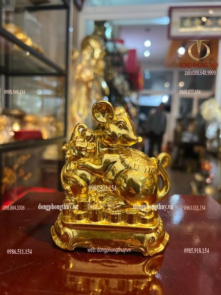 Tượng chuột dát vàng nano