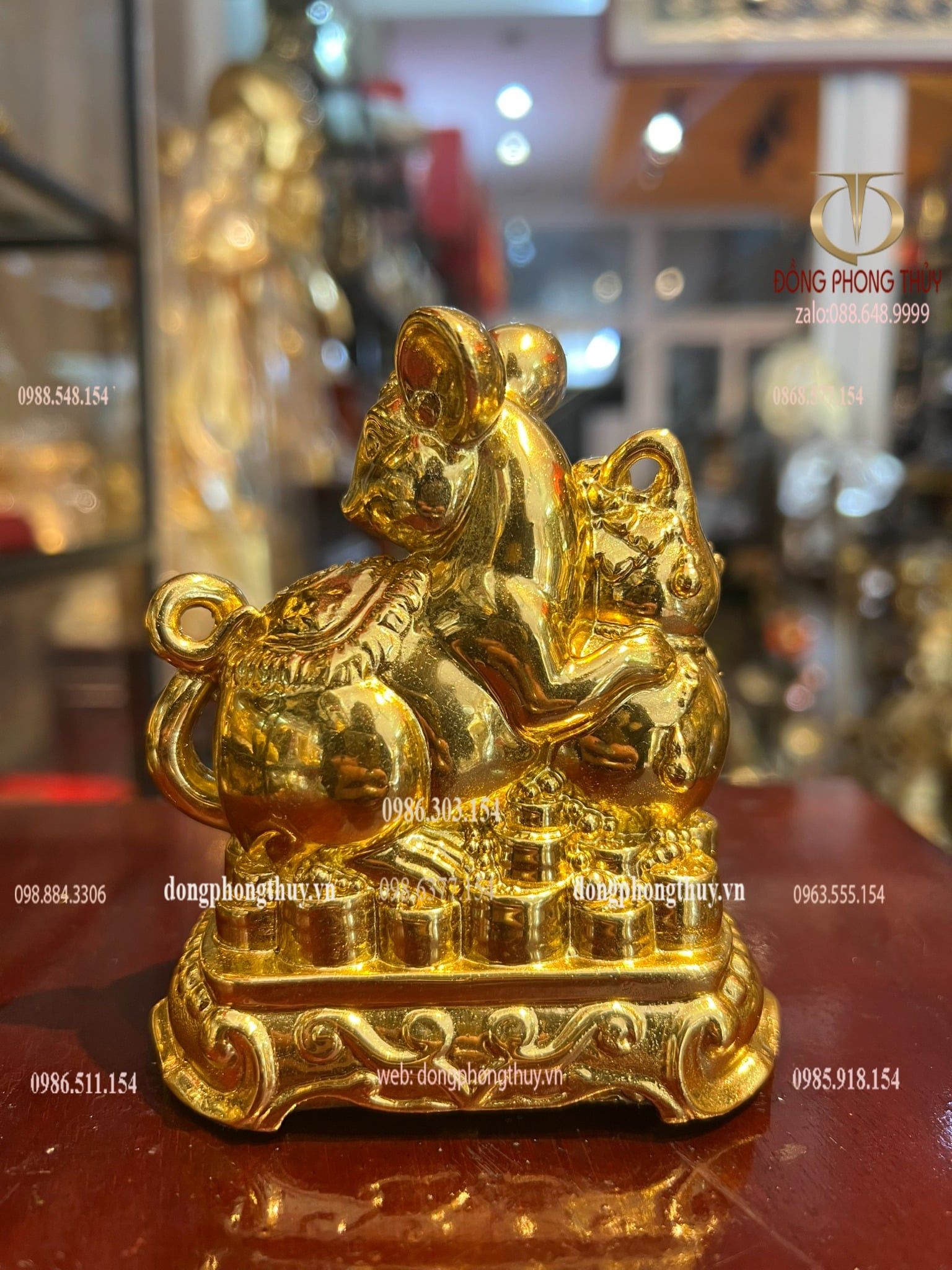 Tượng chuột dát vàng nano