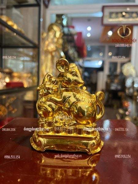 Tượng chuột dát vàng nano