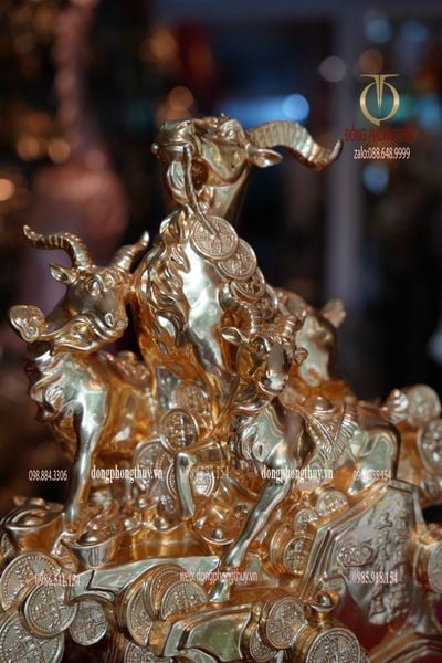 Tượng Dê dát vàng 24k bằng đồng
