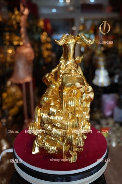 Tượng Dê dát vàng 24k bằng đồng
