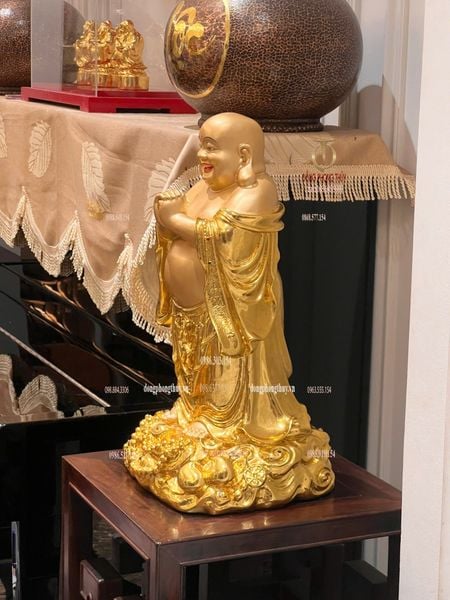 Tượng Di Lặc bằng đồng dát vàng