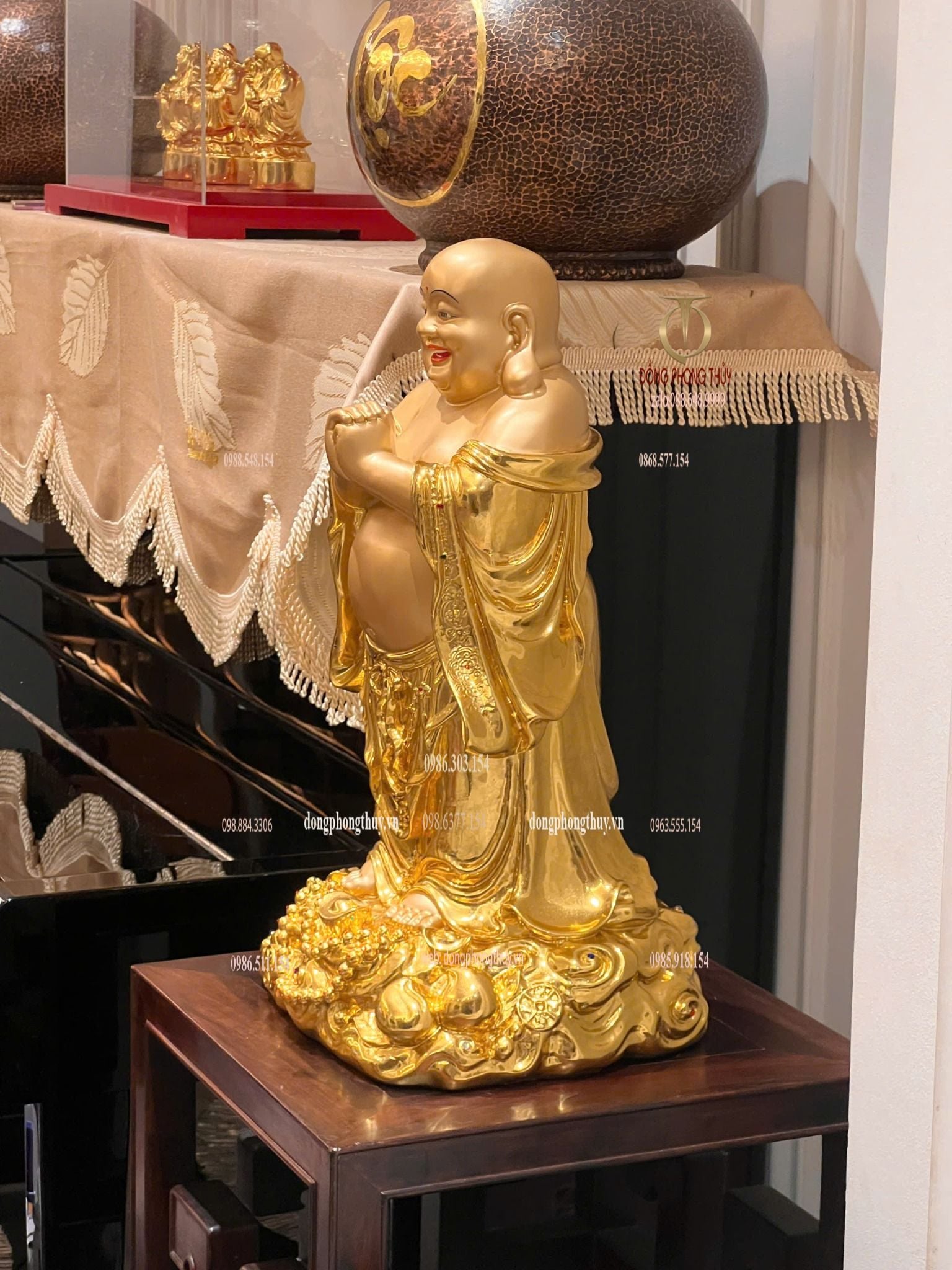 Tượng Di Lặc bằng đồng dát vàng 24k