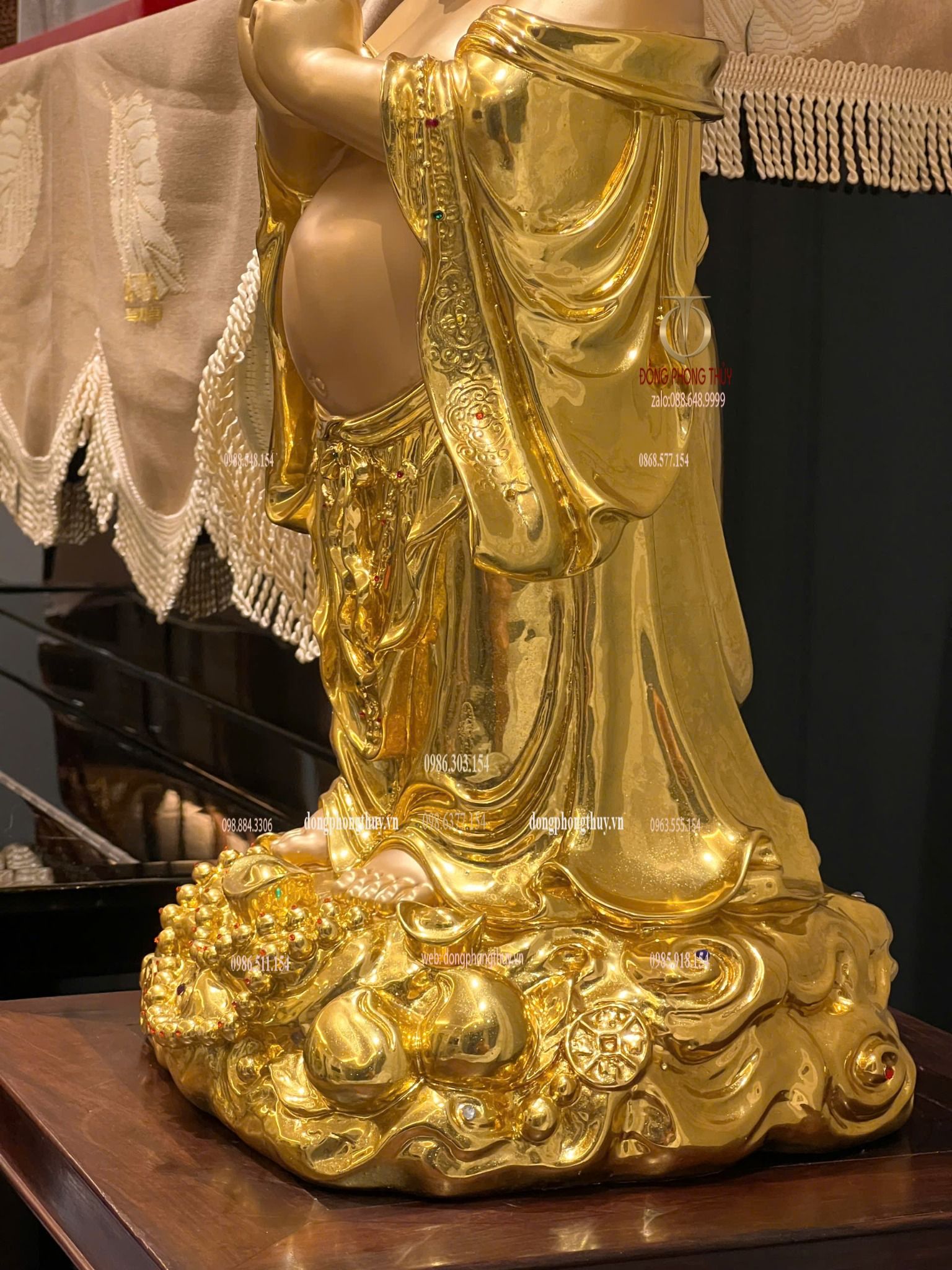 Tượng Di Lặc bằng đồng dát vàng 24k