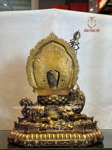 Tượng Địa Tạng vương bồ tát bằng đồng