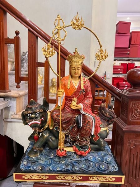 Tượng Địa Tạng Vương bằng đồng vẽ gấm