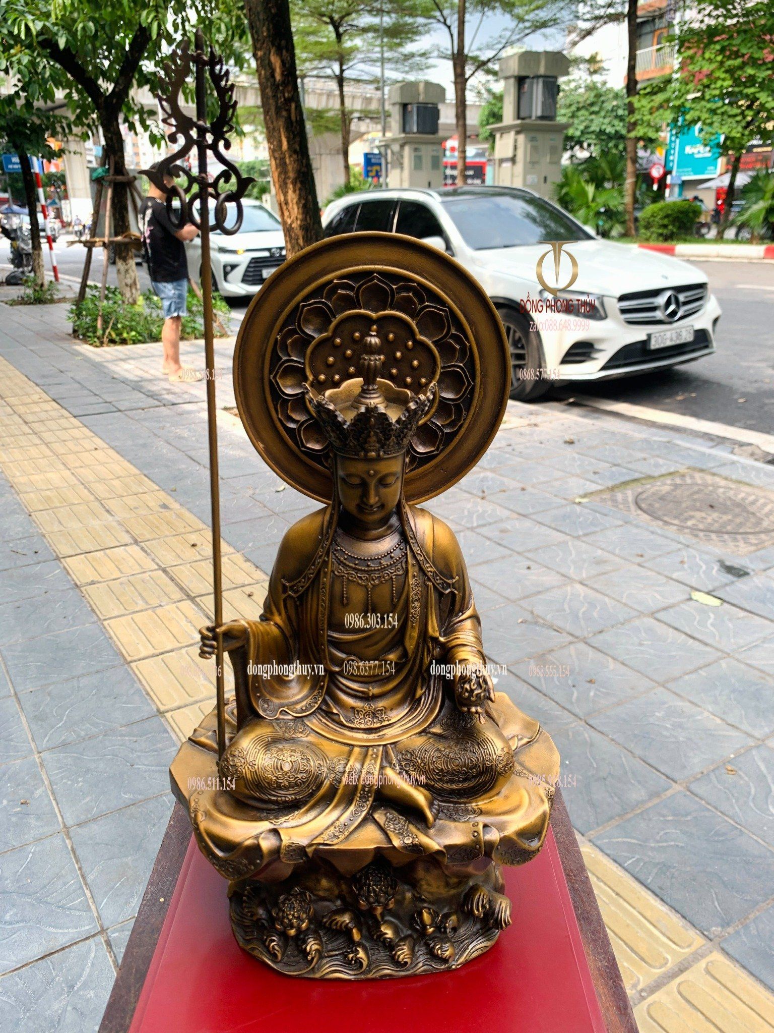 Tượng Địa Tạng Vương bằng đồng