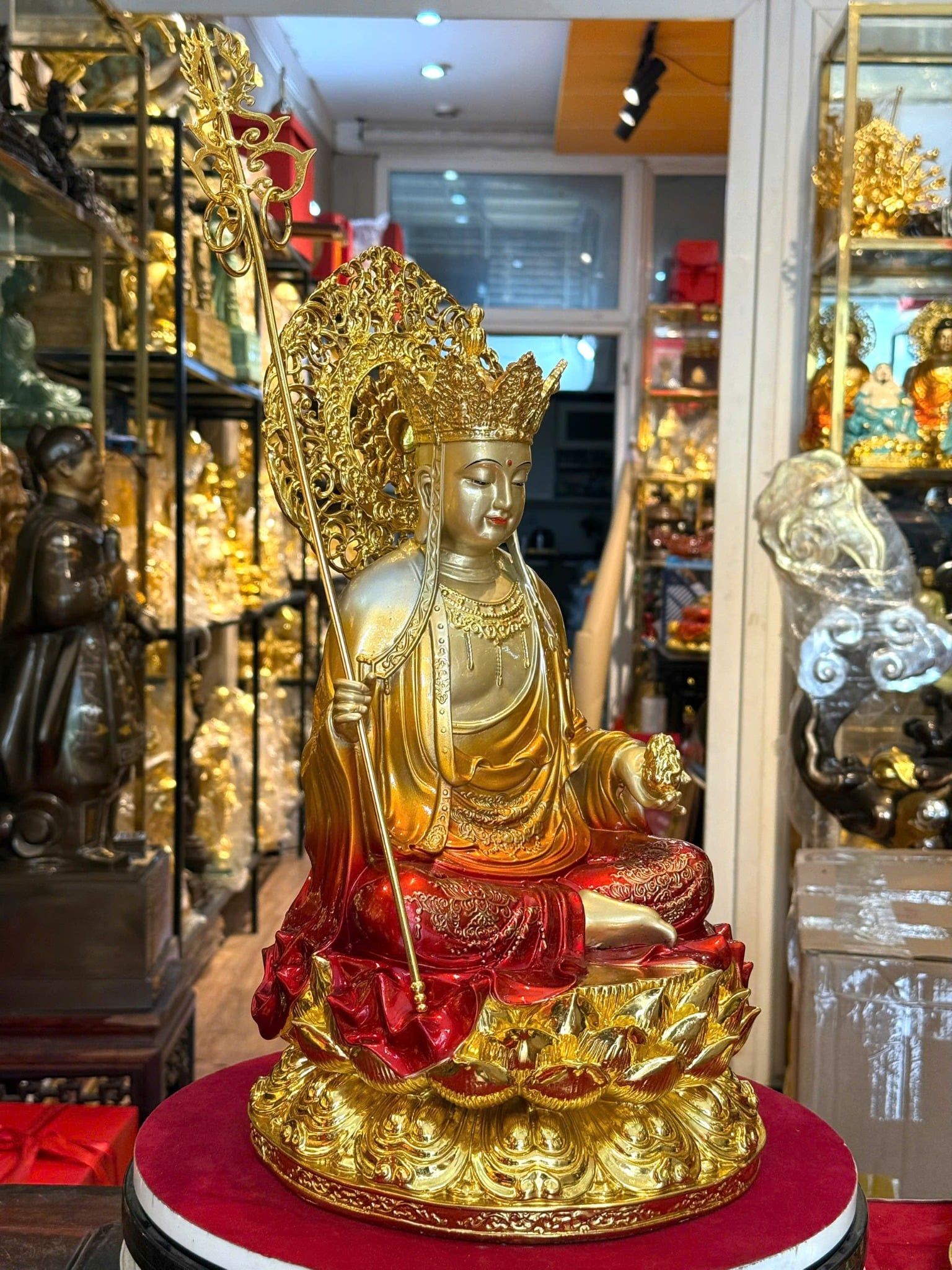 Tượng Địa Tạng Vương Bồ tát bằng đồng 45cm vẽ diện