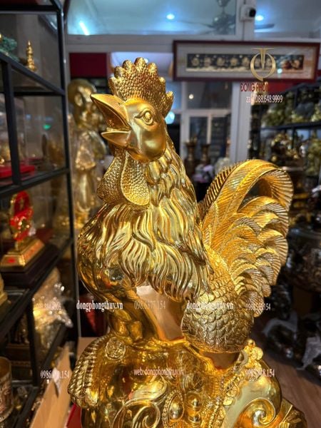 Tượng gà bằng đồng dát vàng 24k