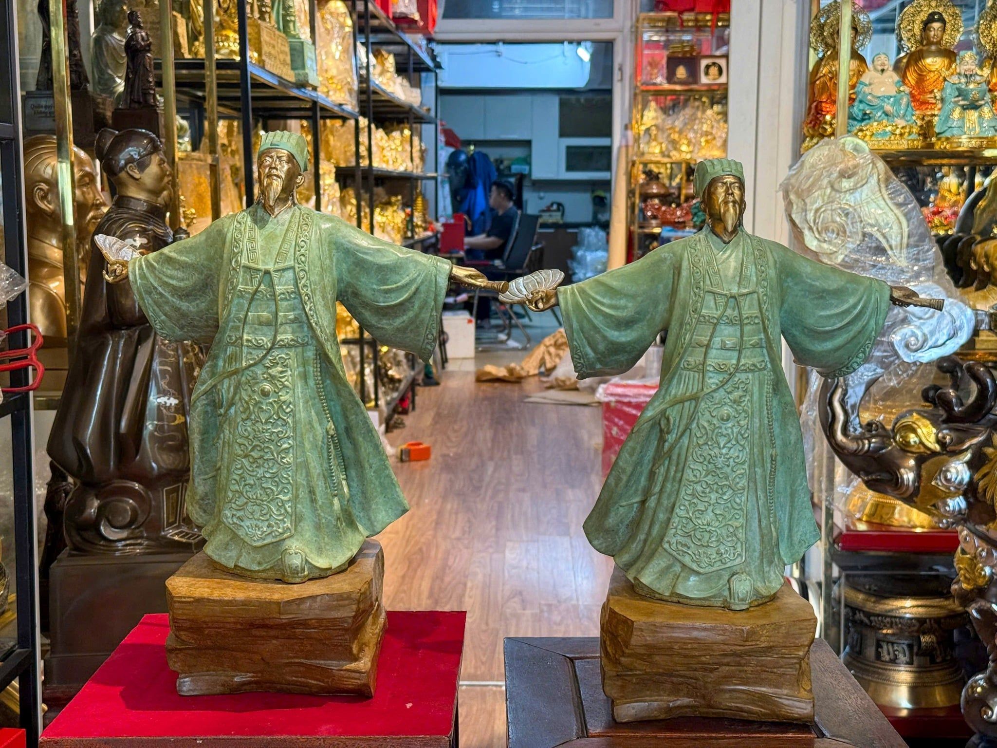 Tượng Gia Cát Lượng bằng đồng