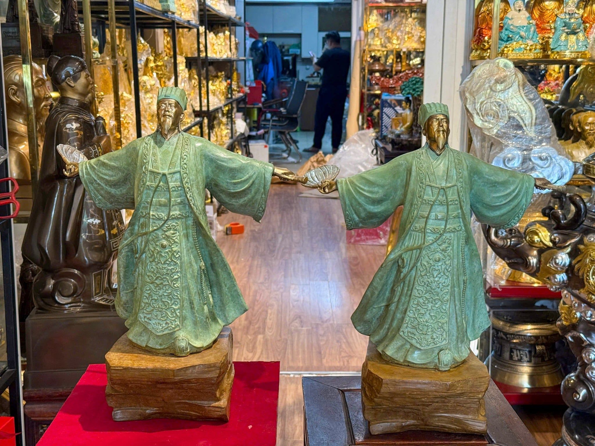 Tượng Gia Cát Lượng bằng đồng