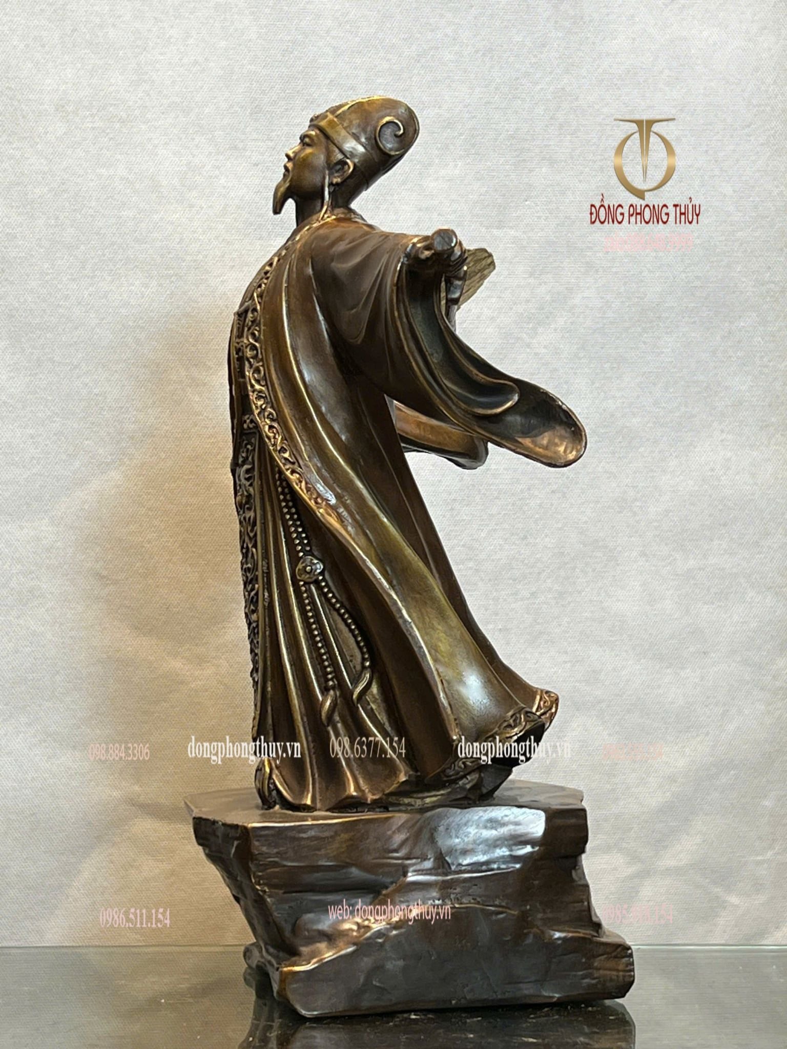 Tượng gia cát lượng khổng minh bằng đồng 35cm