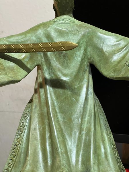 Tượng gia cát lượng mượn gió đông bằng đồng