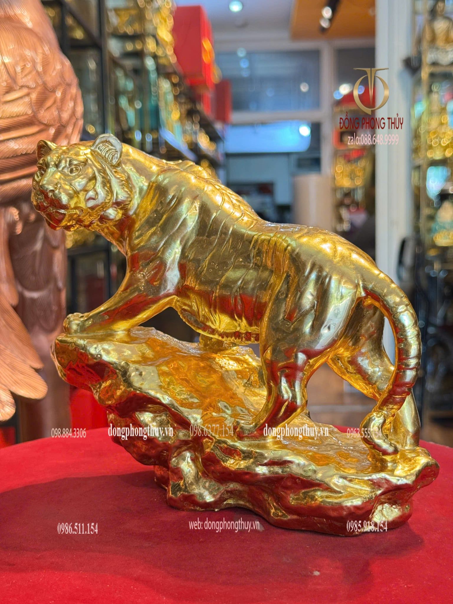 Tượng Hổ bằng đồng dát vàng 24k