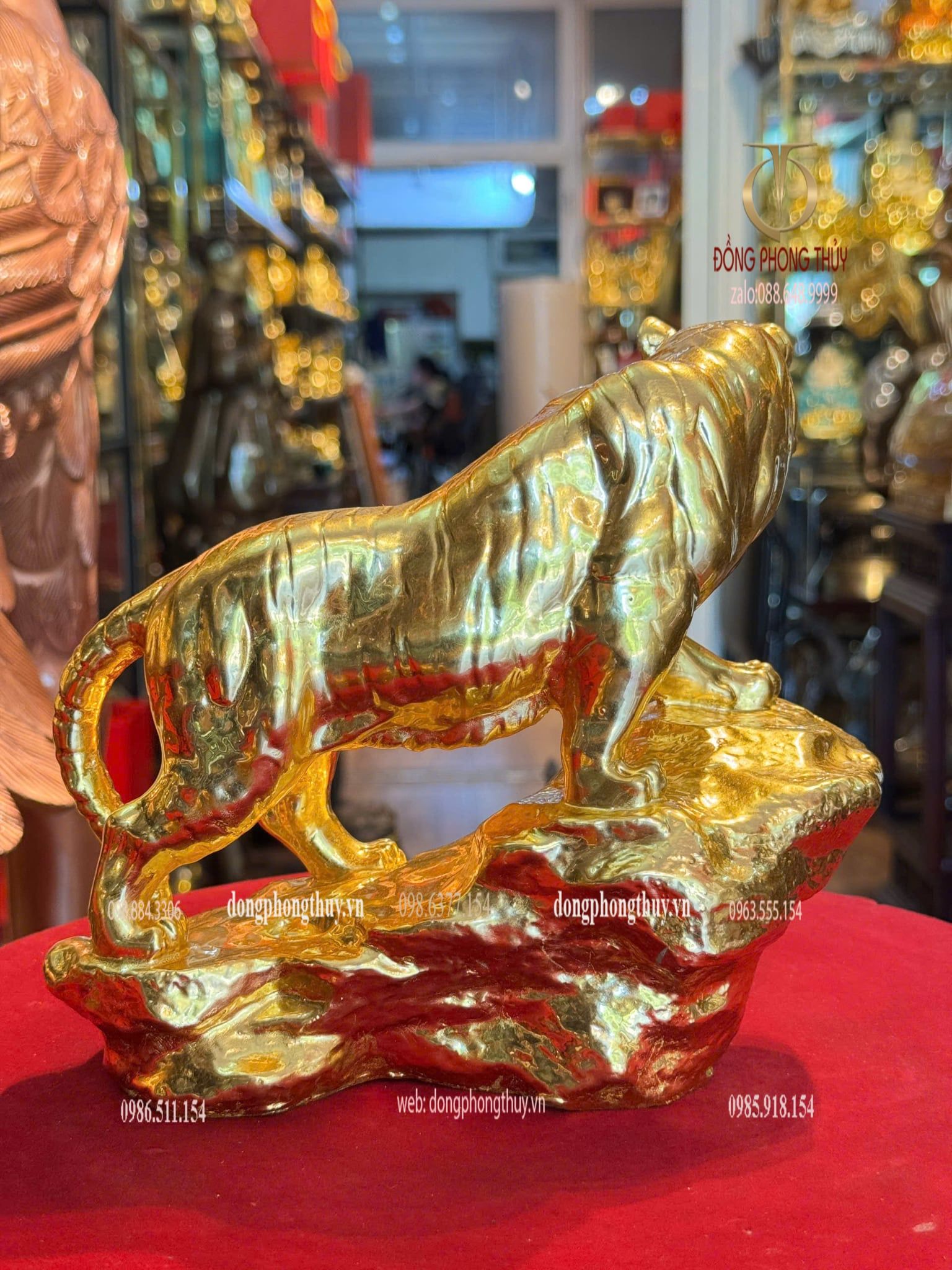 Tượng Hổ bằng đồng dát vàng 24k