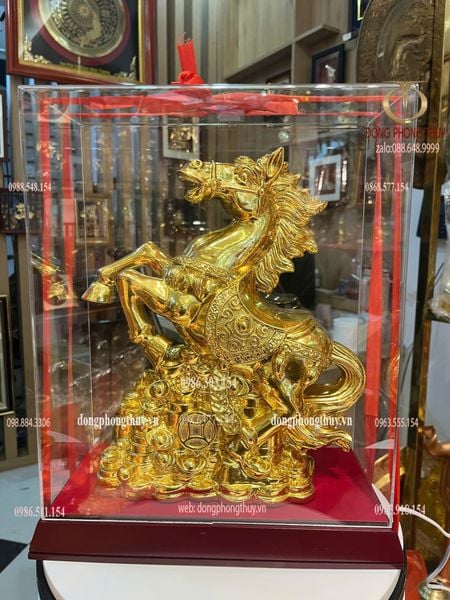 Tượng ngựa phong thủy bằng đồng dát vàng nano