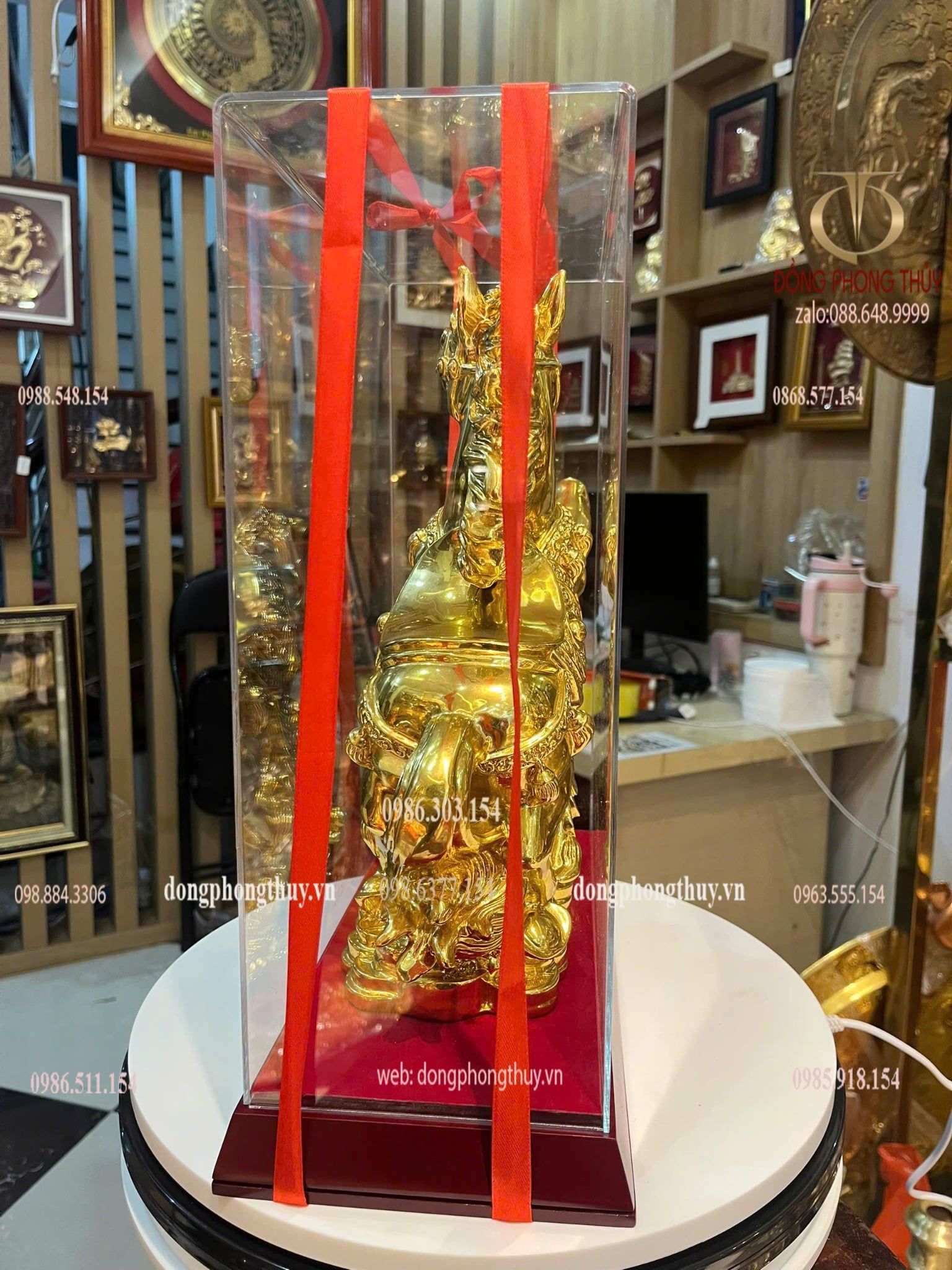 Tượng ngựa phong thủy bằng đồng dát vàng nano