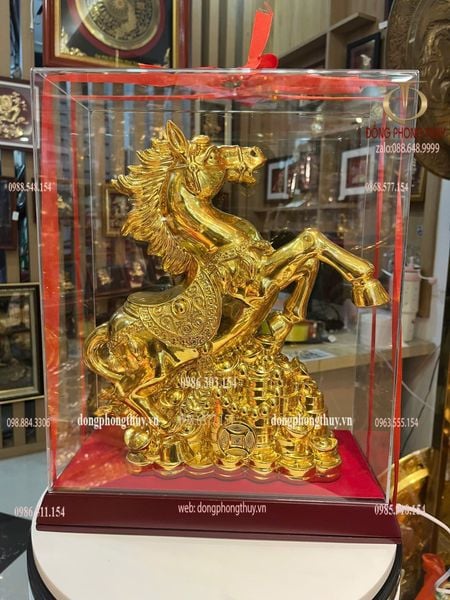 Tượng ngựa phong thủy bằng đồng dát vàng nano