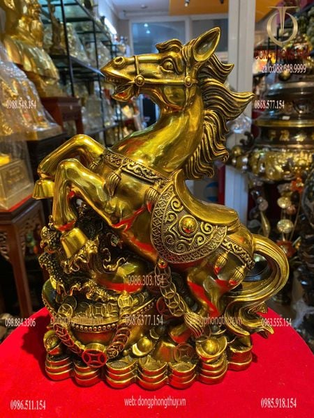 Tượng ngựa bắp cải bằng đồng