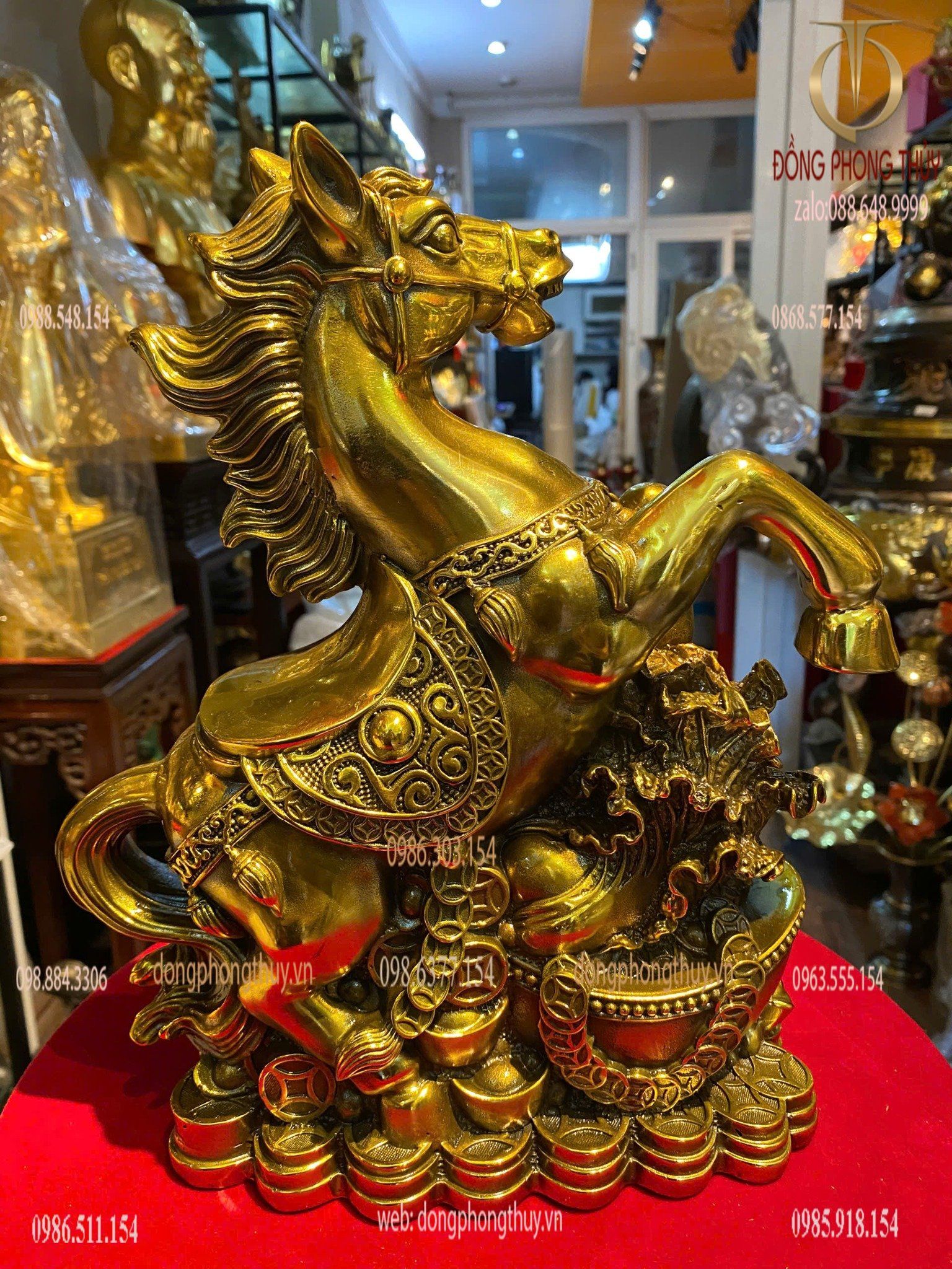 Tượng ngựa bắp cải bằng đồng