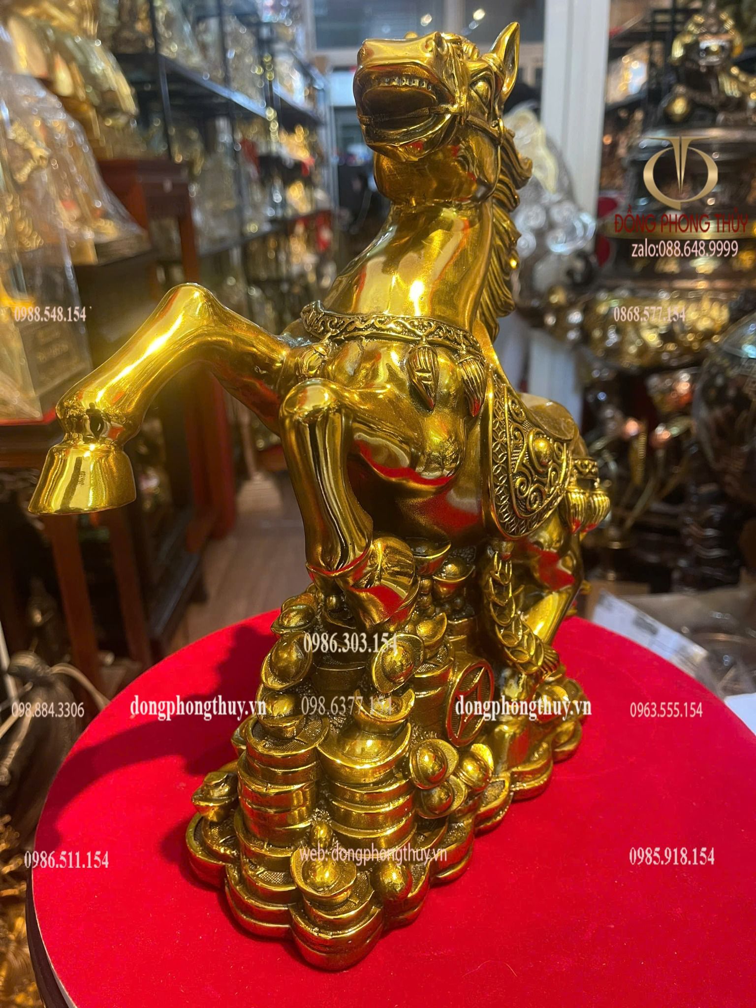 Tượng ngựa phong thủy bằng đồng