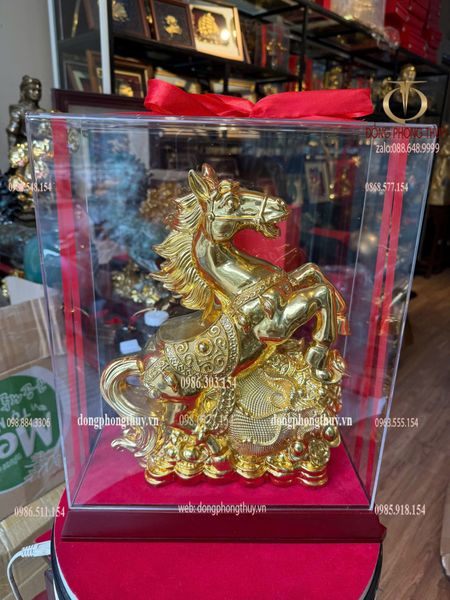 Tượng ngựa cao 32cm dát vàng nano