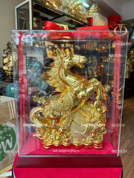 Tượng ngựa cao 32cm dát vàng nano