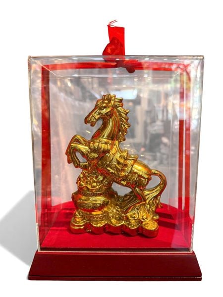 Tượng ngựa dát vàng nano