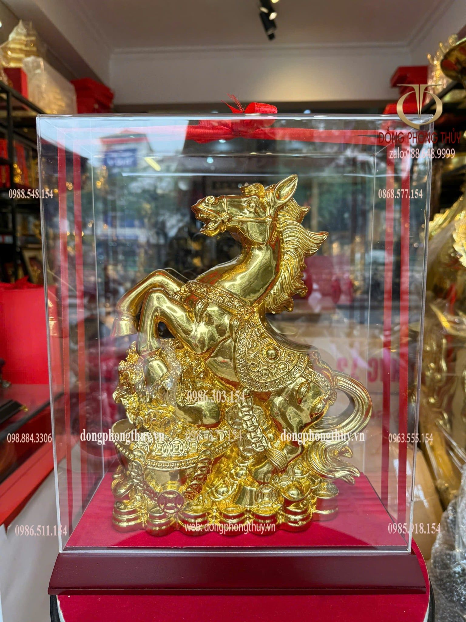 Tượng ngựa cao 32cm dát vàng nano