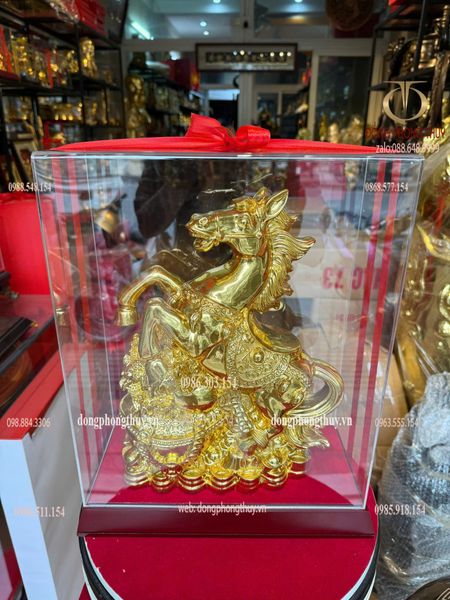 Tượng ngựa cao 32cm dát vàng nano