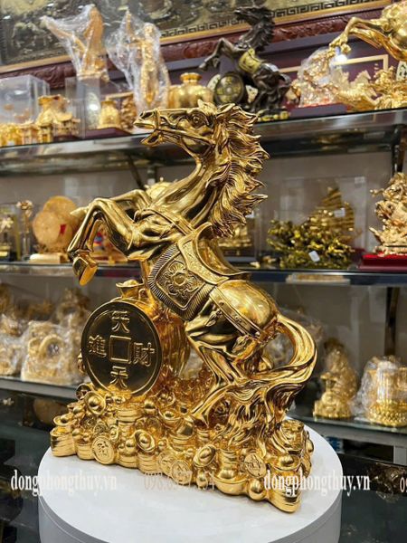 Tượng ngựa mạ vàng 24k cao 42cm nặng 12kg
