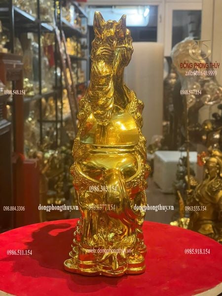 Tượng ngựa bằng đồng dát vàng nano