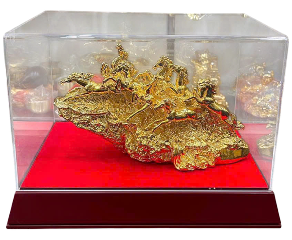 Quà tặng sếp mạ vàng: Tượng ngựa bát mã dát vàng 24k