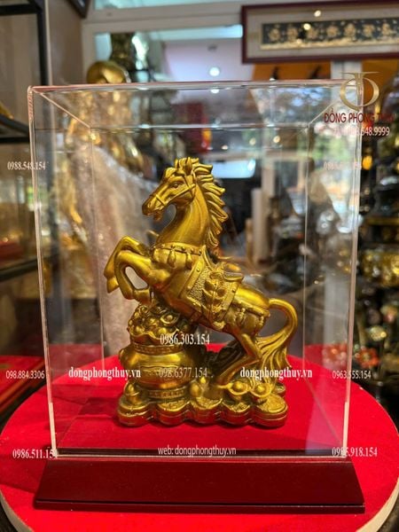 Tượng ngựa hũ tiền bằng đồng