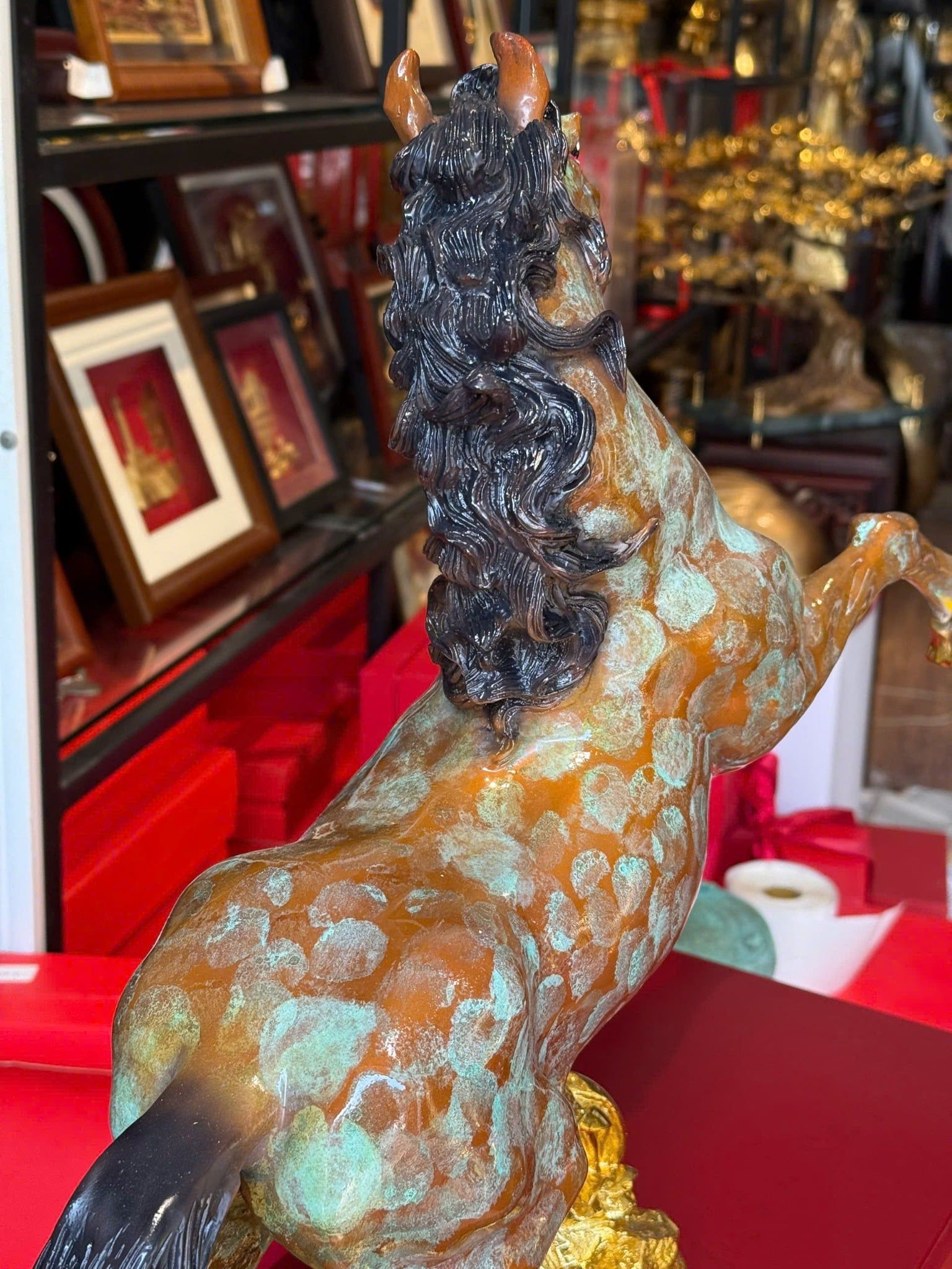 Tượng ngựa bằng đồng cao 45cm patina vân hỏa biến độc bản chỉ có tại Đồng Phong Thủy