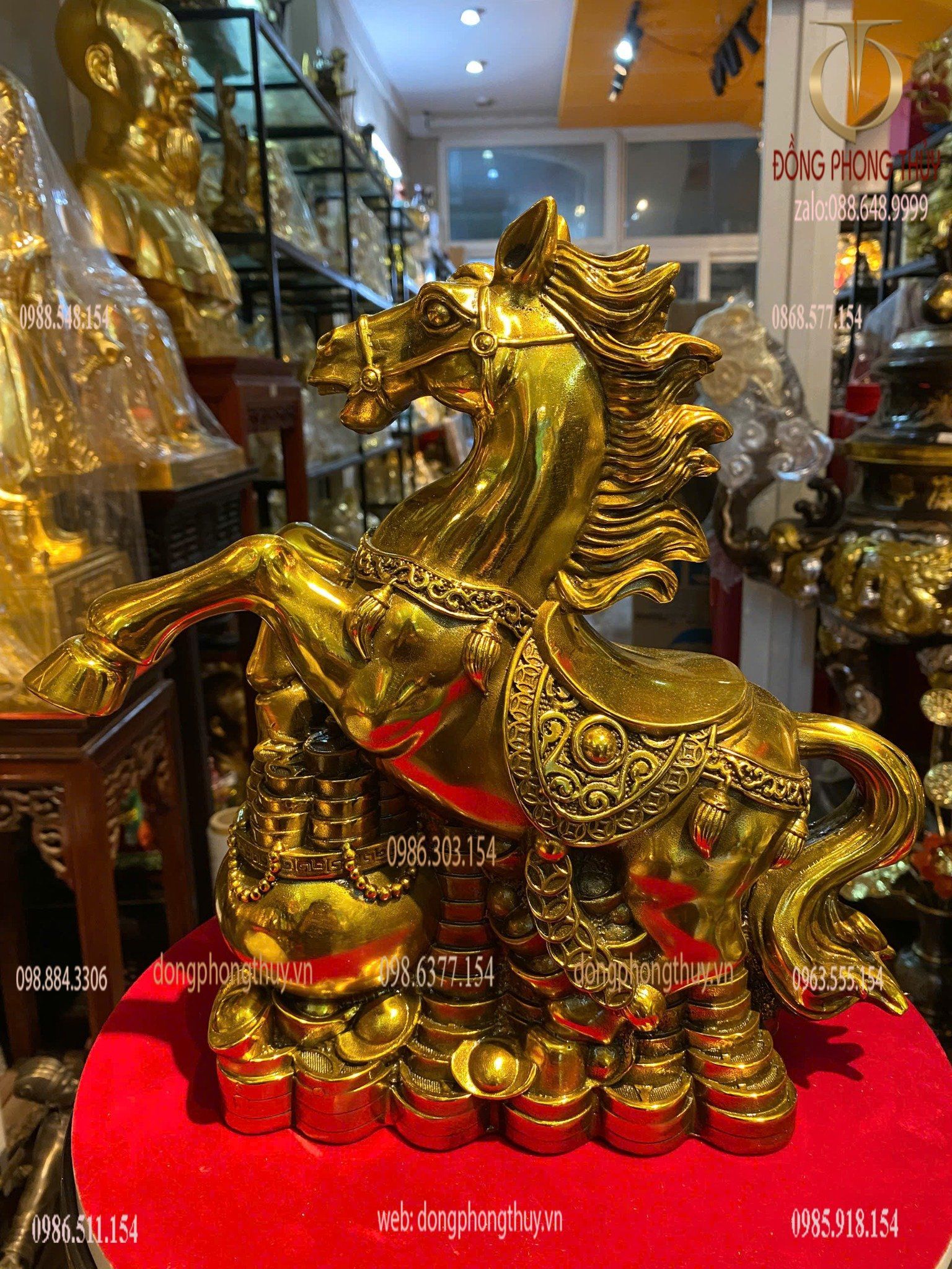 Tượng ngựa hũ tiền bằng đồng