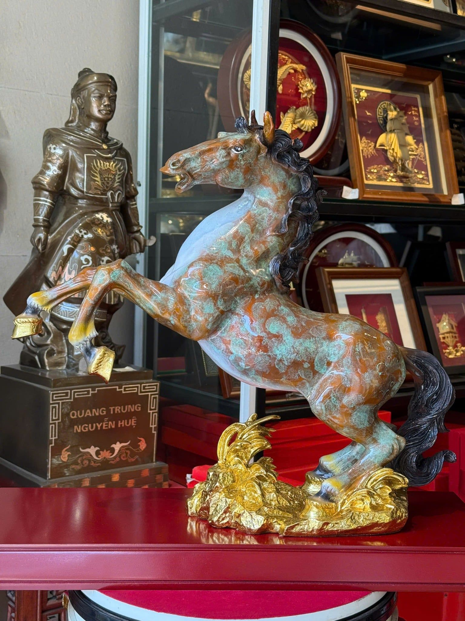 Tượng ngựa bằng đồng cao 45cm patina vân hỏa biến độc bản chỉ có tại Đồng Phong Thủy