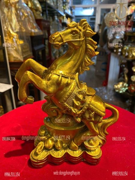 Tượng ngựa thỏi tiền bằng đồng