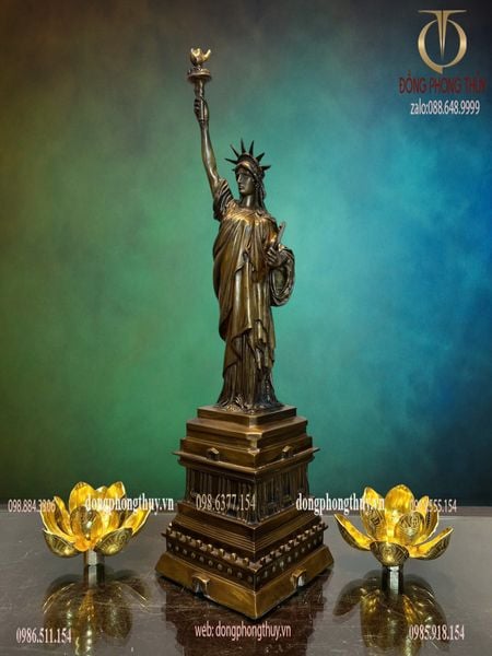 Tượng nữ thần tự do bằng đồng