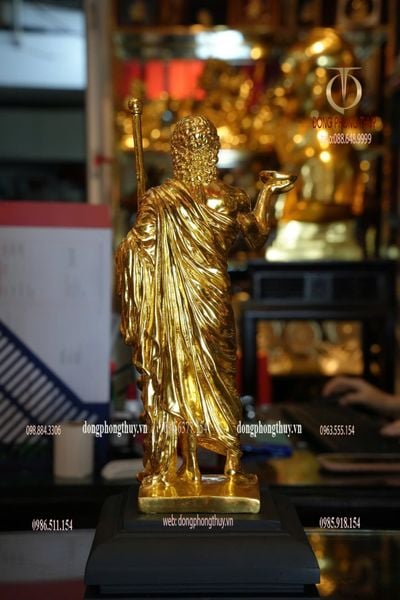 Tượng ông tổ ngành y hippocrates bằng đồng dát vàng 24k