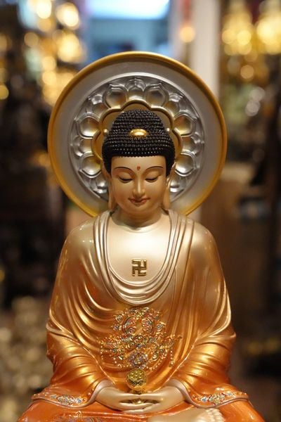 Tượng phật A Di Đà bằng đồng