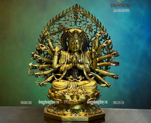 Tượng phật Chuẩn Đề bằng đồng vàng