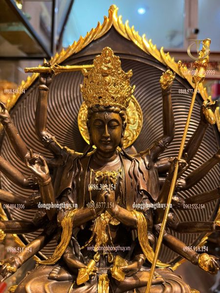 Tượng phật chuẩn đề bằng đồng dát điểm vàng