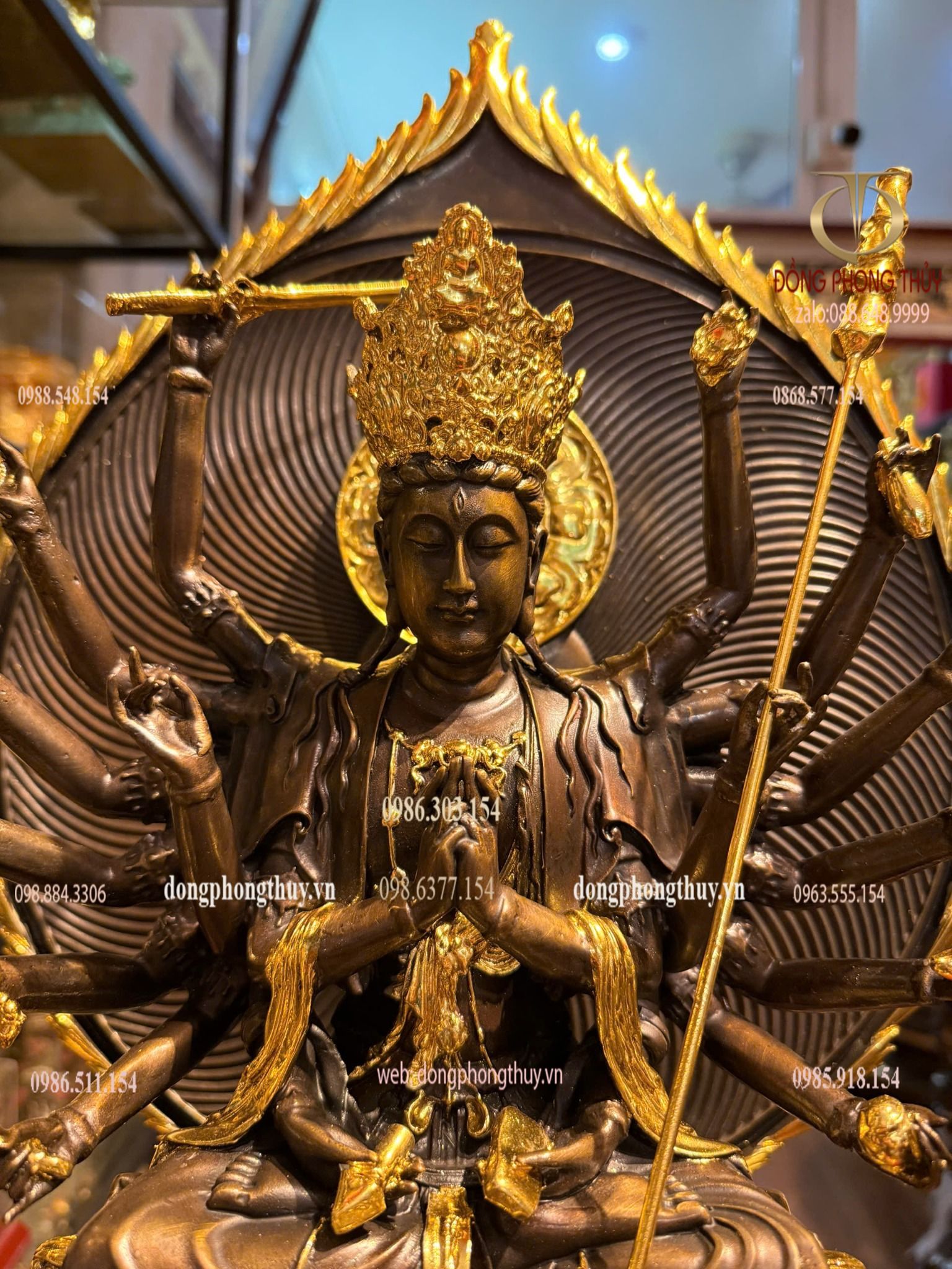 Tượng phật chuẩn đề bằng đồng dát điểm vàng