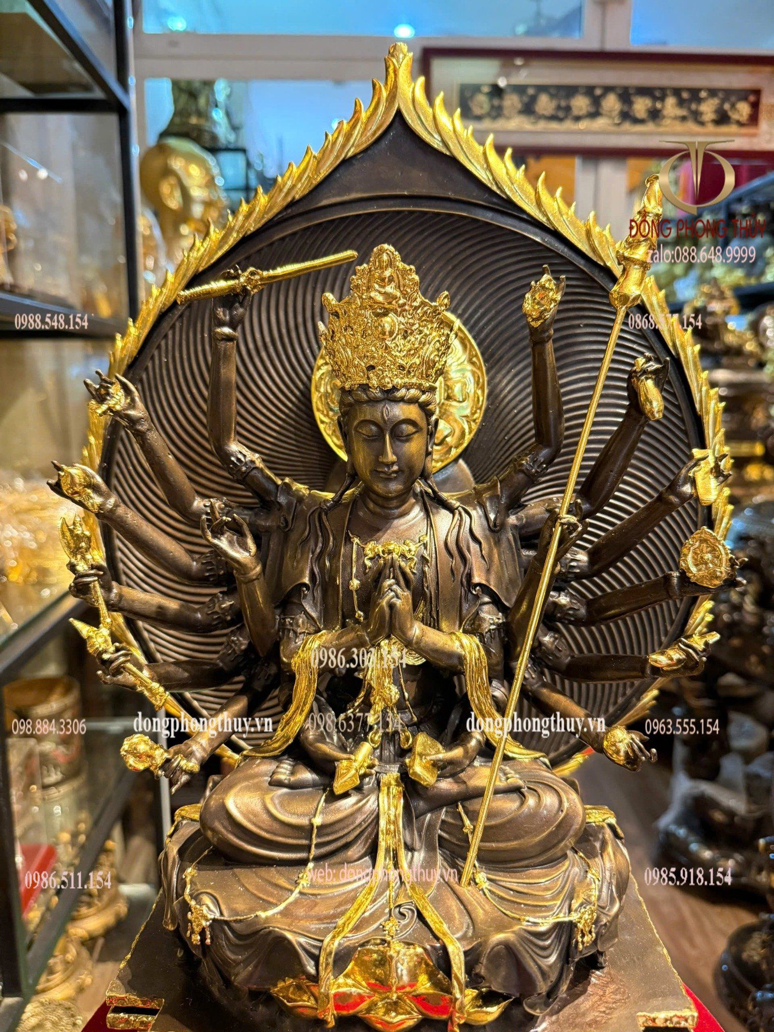 Tượng phật chuẩn đề bằng đồng dát điểm vàng