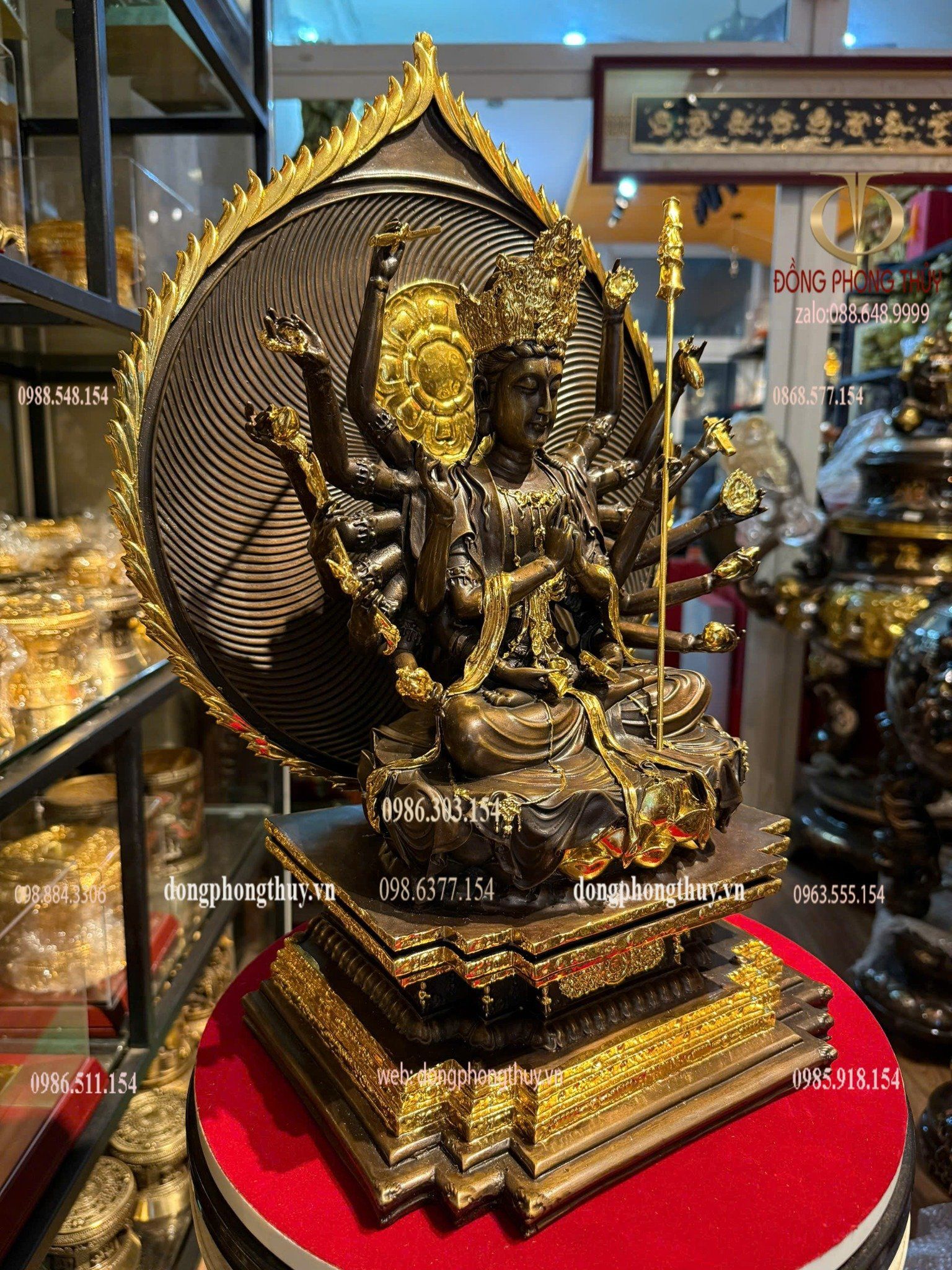 Tượng phật chuẩn đề bằng đồng dát điểm vàng