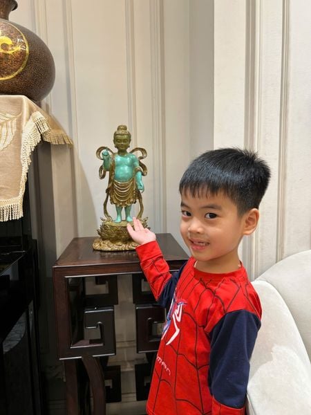 Tượng đản sanh Cao 40 nặng 5,5kg, patina màu thủ công vân hỏa biến độc bản